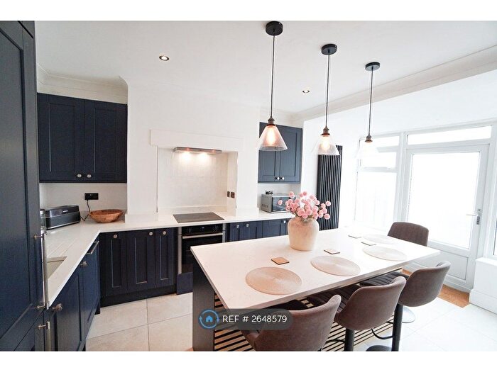 3 Bedroom Semi-Detached House To Rent In Waltham Avenue, Blackpool, FY4