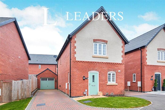 3 Bedroom Detached House For Sale In Fern Tree Walk, Burton-on-Trent, Staffordshire, DE13