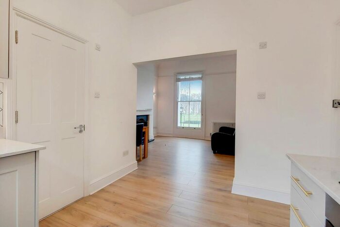 1 Bedroom Flat To Rent In Vincent Square, Westminster, London, SW1P