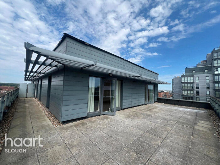 2 Bedroom Apartment To Rent In Railway Terrace, Slough, SL2