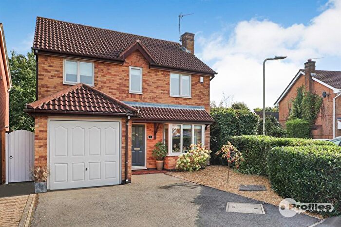 4 Bedroom Detached House For Sale In Briarmead, Burbage, Hinckley, LE10