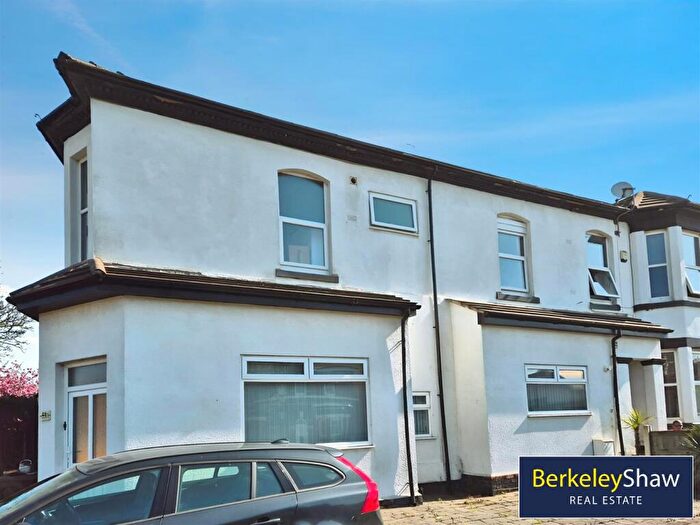2 Bedroom House To Rent In Hawkshead Street, Southport, PR9