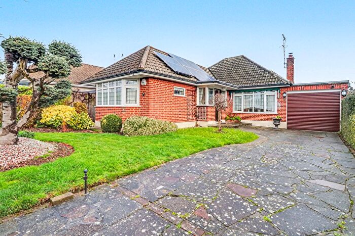 2 Bedroom Detached Bungalow For Sale In Chelsworth Crescent, Thorpe Bay, SS1