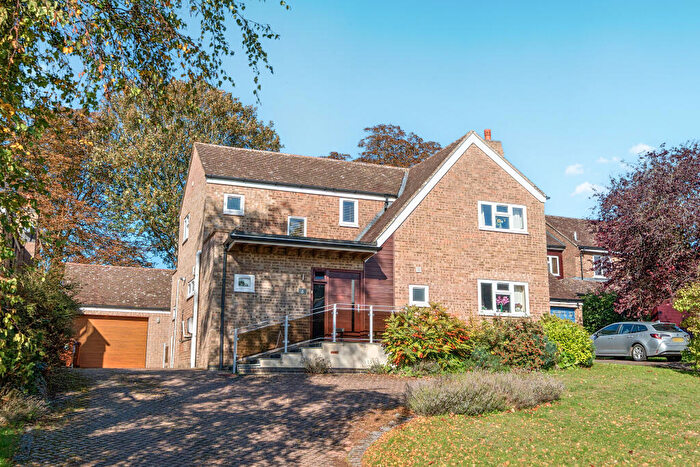 4 Bedroom Detached House For Sale In Grange Park, Steeple Aston, OX25