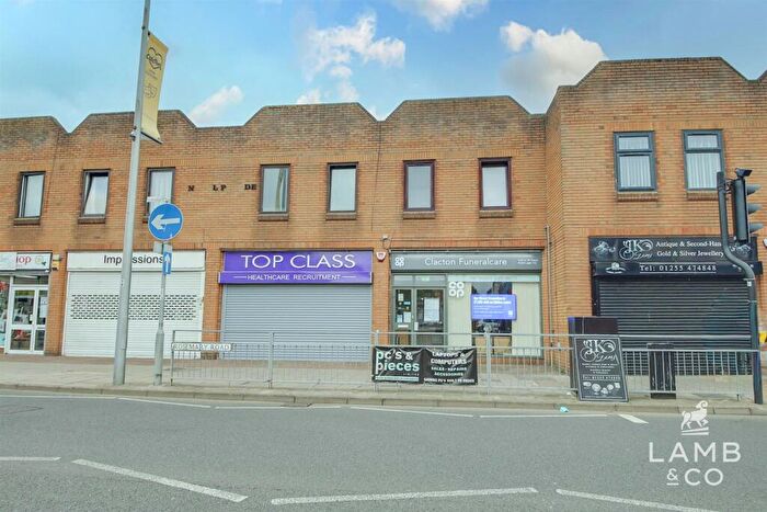 2 Bedroom Flat For Sale In Rosemary Road, Clacton-On-Sea, CO15