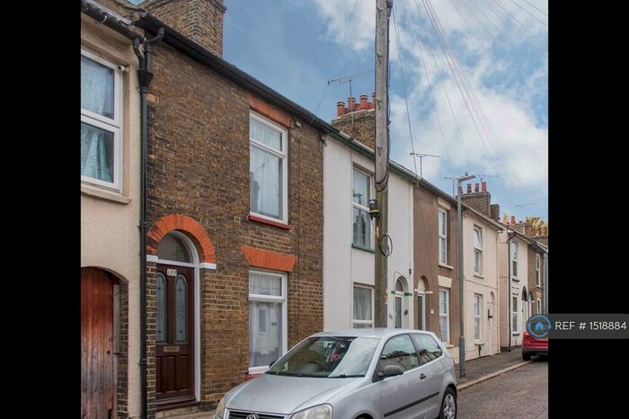 3 Bedroom Terraced House To Rent In Charlotte Street, Sittingbourne, ME10