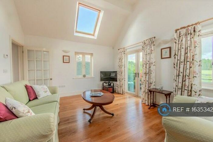 1 Bedroom Maisonette To Rent In Annexe, Corsham, SN13