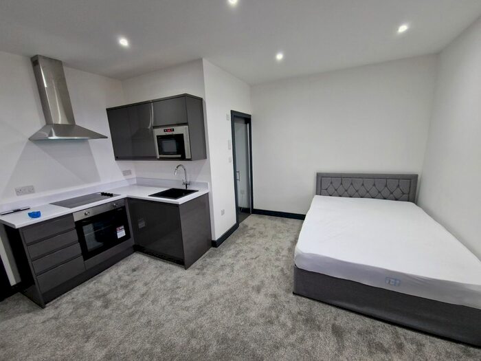 1 Bedroom Flat To Rent In London Road, Penkhull, Stoke-On-Trent, ST4