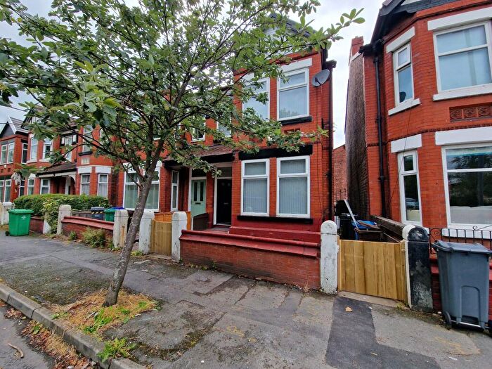 5 Bedroom Semi-Detached House To Rent In Slade Lane, Manchester, M19