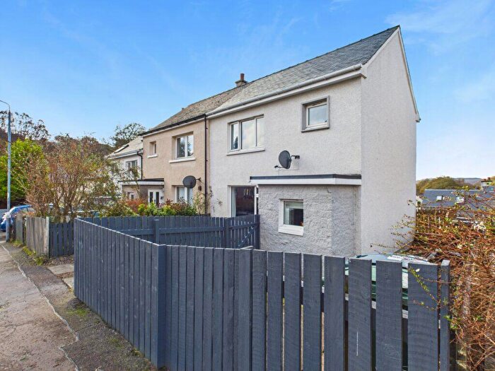 2 Bedroom End Of Terrace House For Sale In Kerrera Terrace, Dunollie, Oban, PA34