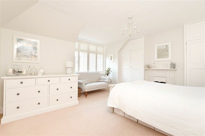 3 Bedroom Semi-detached House For Sale In Buckingham Road, Holmwood, Dorking, Surrey, RH5