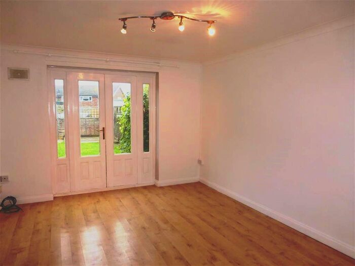 1 Bedroom Maisonette To Rent In Harcourt Green, Aylesbury, HP19