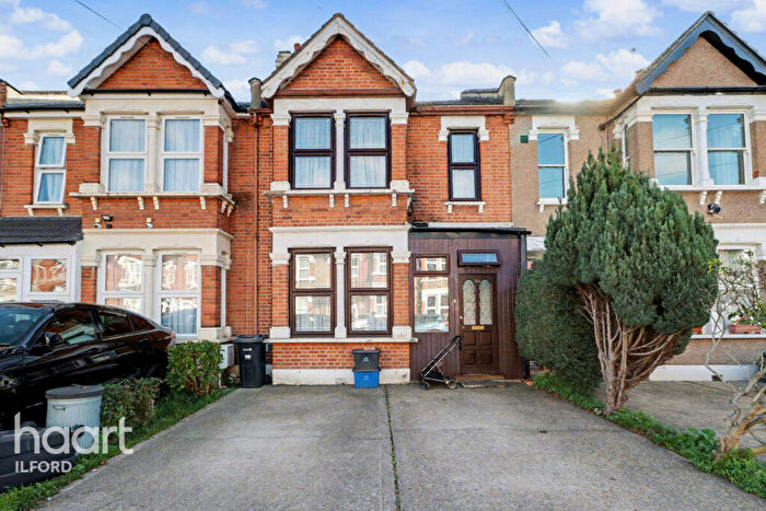 3 Bedroom Terraced House For Sale In Coventry Road, Ilford, IG1