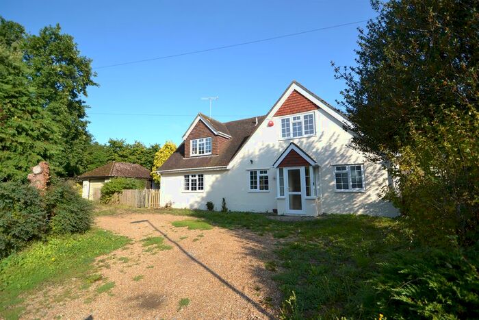 4 Bedroom Detached House To Rent In Old Arundel Road, Westhampnett, Chichester, PO18