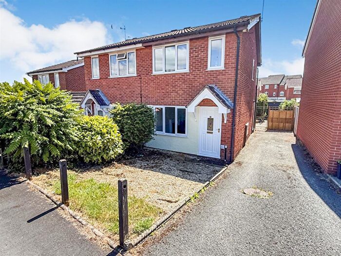 2 Bedroom Semi Detached House For Sale In Middleton Close, Oswestry, SY11