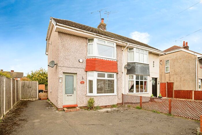 3 Bedroom Semi-Detached House For Sale In Mainwaring Drive, Saltney Ferry, Chester, Flintshire, CH4