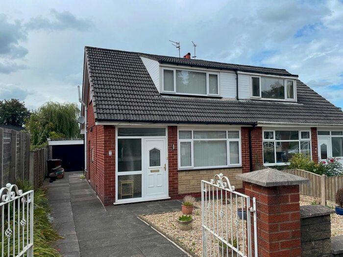 2 Bedroom Semi-Detached House To Rent In Regent Road, Walton-Le-Dale, Preston, PR5