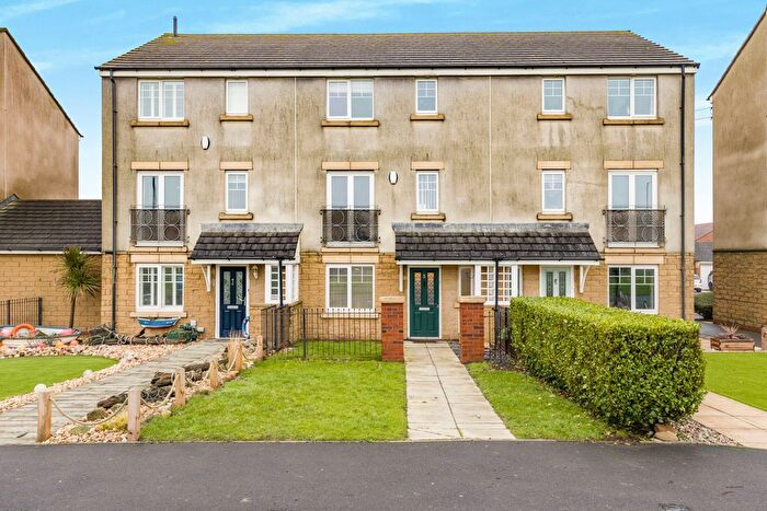 5 Bedroom Town House For Sale In Oberon Way, Blyth, NE24