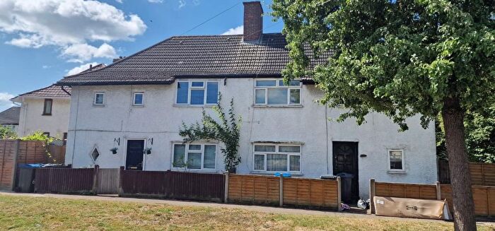 4 Bedroom Semi-Detached House To Rent In Green Lane, Thornton Heath, CR7