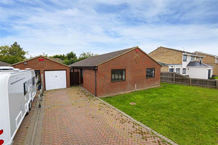 3 Bedroom Detached House For Sale In Hillcroft Road, Herne Bay, CT6