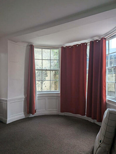2 Bedroom House To Rent In Stokes Croft, Bristol, BS1