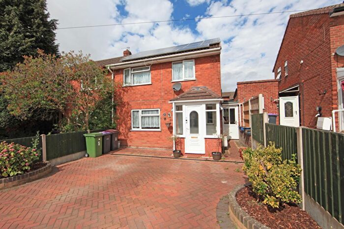 3 Bedroom Semi Detached House For Sale In Heath Road, Wellington, Telford, TF1
