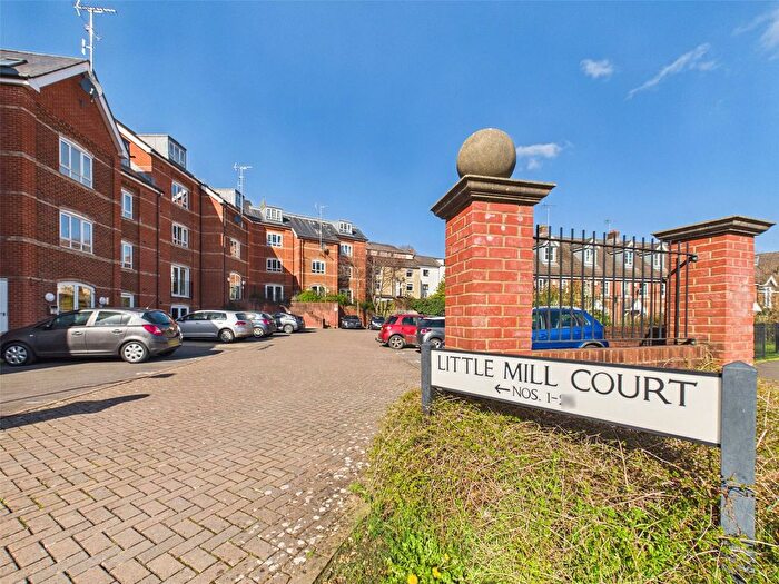 2 Bedroom Flat For Sale In Little Mill Court, Stroud, Gloucestershire, GL5