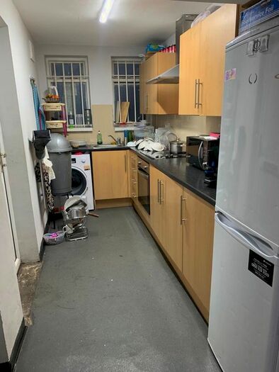 1 Bedroom Flat To Rent In High Road, Ilford, IG1