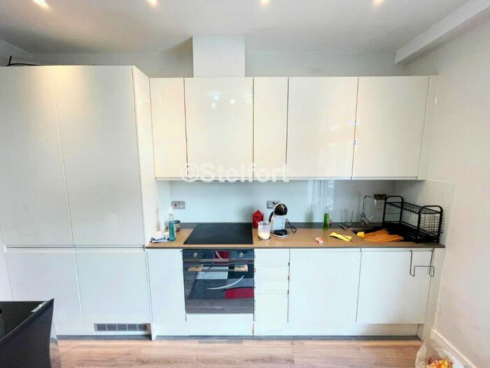 1 Bedroom Apartment To Rent In Bridge Court, Bridge Street, Hemel Hempstead, HP1