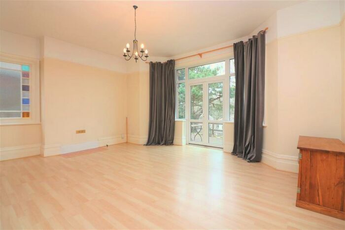 2 Bedroom Apartment To Rent In Glenluce Road, London, SE3