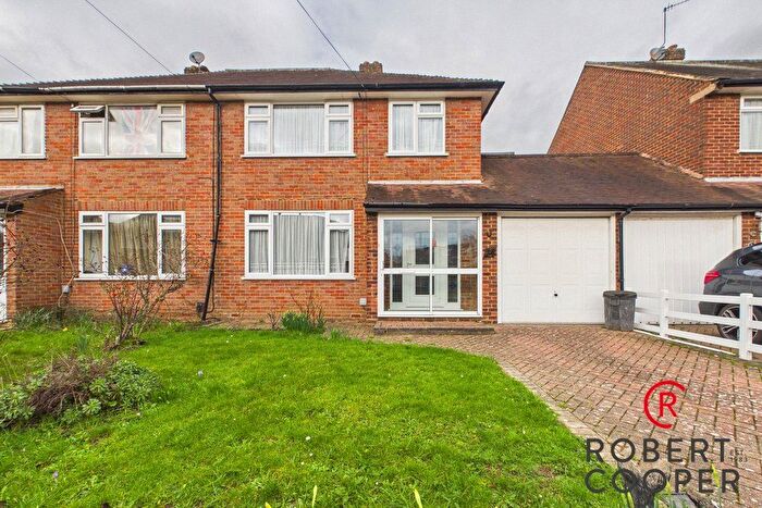 3 Bedroom Semi Detached House For Sale In Rydal Way, Ruislip, HA4