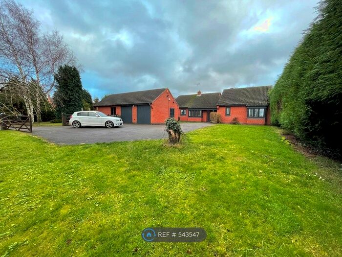 3 Bedroom Bungalow To Rent In West End, Loughborough LE12