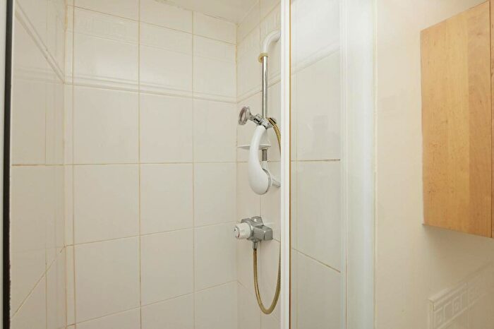 2 Bedroom Flat For Sale In A/ Milton Road East, Edinburgh, EH15