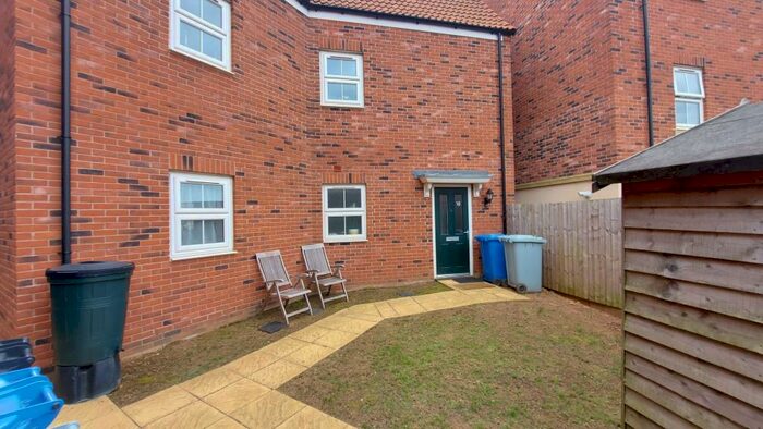 2 Bedroom Flat To Rent In Nina Carroll Way, Kettering, NN15
