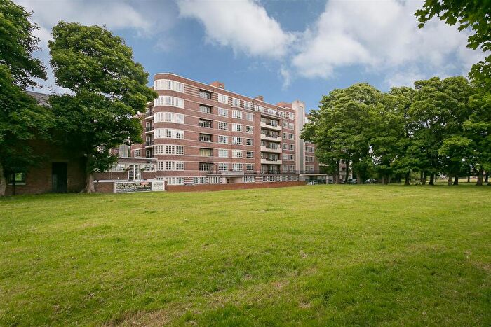 2 Bedroom Flat For Sale In Moor Court, Westfield, Gosforth, NE3