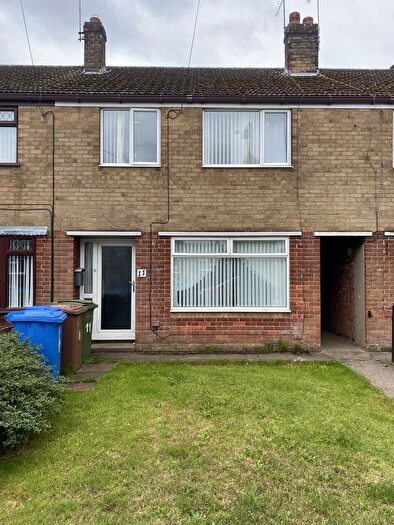 3 Bedroom Terraced House To Rent In Rands Estate, Preston, Hull, HU12