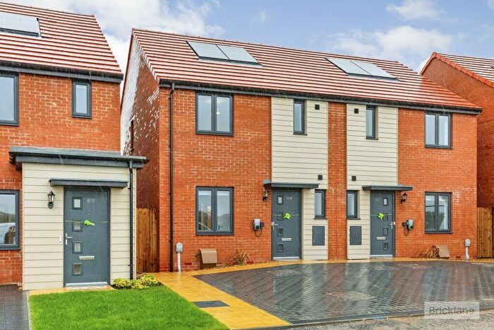 3 Bedroom House To Rent In Mostyn Street, Wellingborough, NN8