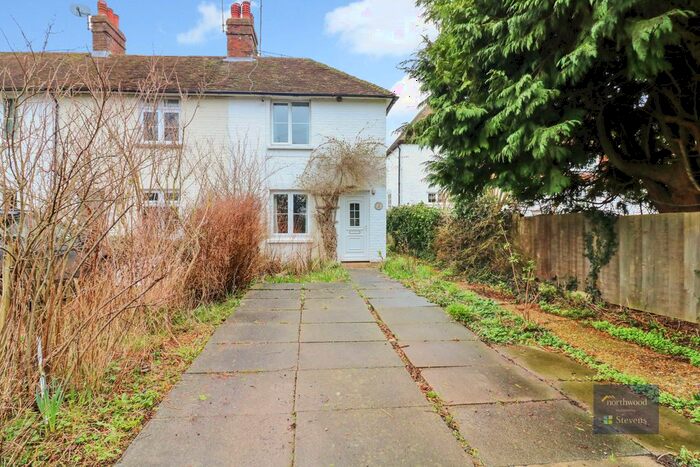 2 Bedroom End Of Terrace House For Sale In Pilgrims Way, Boughton Aluph, TN25
