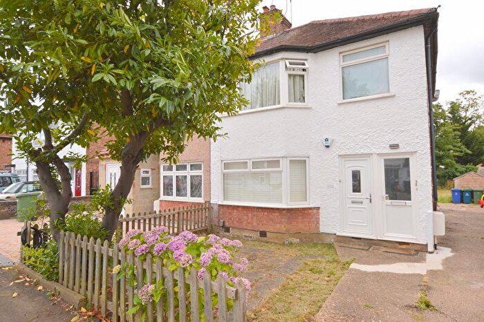 2 Bedroom Maisonette To Rent In Canterbury Road, North Harrow, HA1
