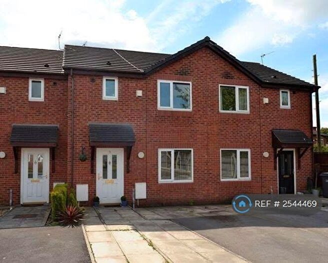 3 Bedroom Terraced House To Rent In Peardale Close, Eccles, Manchester, M30