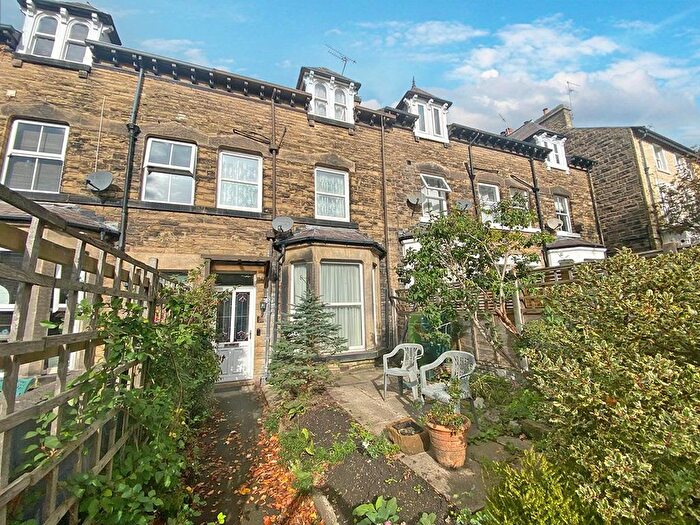 4 Bedroom Terraced House For Sale In Franklin Road, Harrogate, HG1