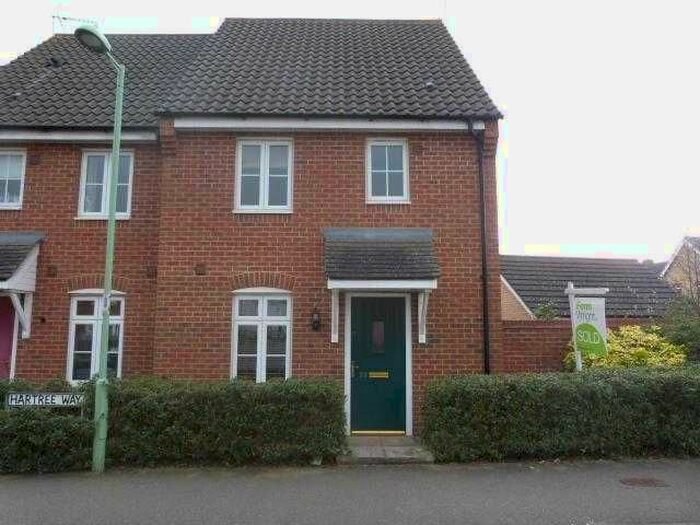 3 Bedroom Semi-Detached House To Rent In Hartree Way, Kesgrave, Ipswich, IP5
