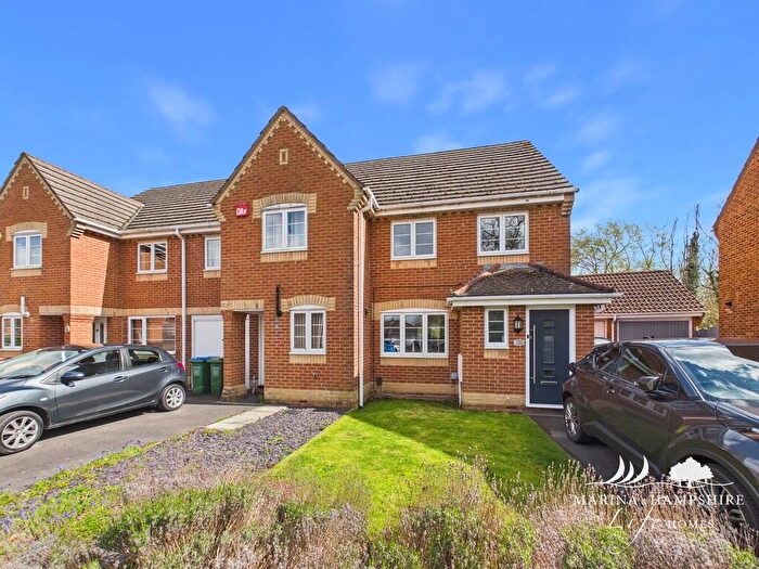 3 Bedroom Semi Detached House For Sale In Watersmeet, Fareham, PO16