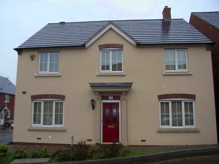 4 Bedroom Detached House To Rent In Applebees Meadow, Hinckley, LE10