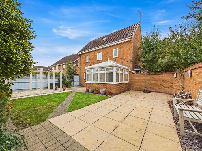 4 Bedroom Link Detached House For Sale In Jubilee Way, Crowland, PE6