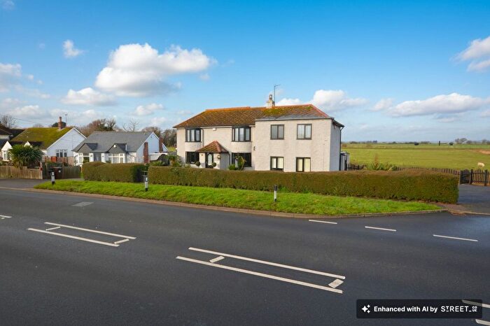 9 Bedroom Detached House For Sale In Hythe Road, Dymchurch, TN29