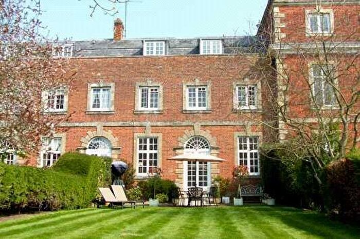 4 Bedroom Semi-Detached House To Rent In Captains Court, Horton, Northamptonshire, NN7