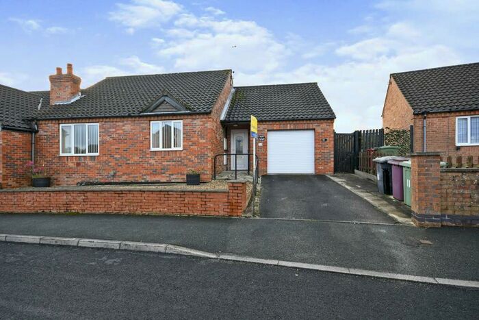2 Bedroom Bungalow For Sale In Laurel Avenue, Arkwright Town, Chesterfield, Derbyshire, S44
