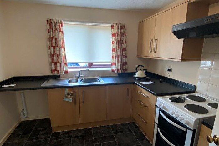 2 Bedroom Bungalow To Rent In Broadlands Close, Doncaster, DN7