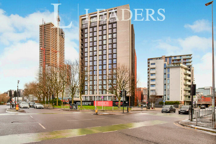 1 Bedroom Apartment To Rent In Fifve, Queen Street, Salford, M3